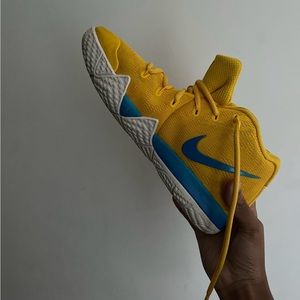 Nike ‘Kix’ Sneakers